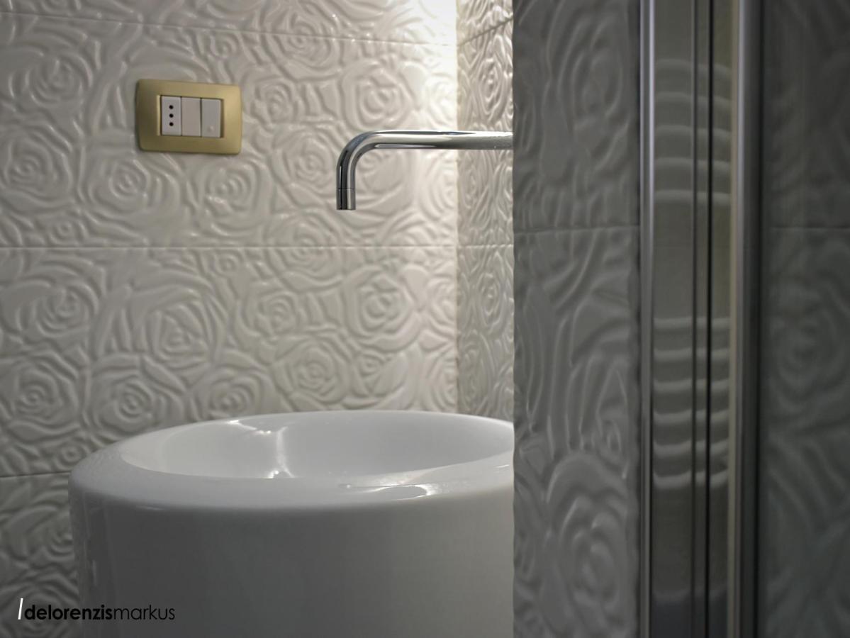 Les 3 Chambres Lecce Ngoại thất bức ảnh