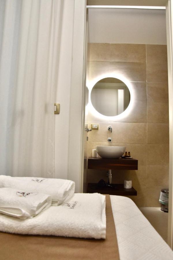 Les 3 Chambres Lecce Ngoại thất bức ảnh